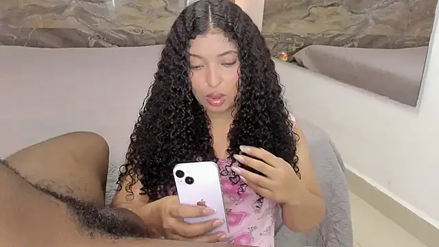 kaleb_violeta_1's cam snapshot