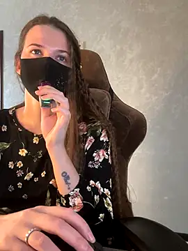 ZlatoslavaLo's cam snapshot