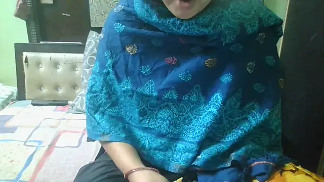 couplesuni's cam snapshot