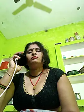 Hot-bhavi5's cam snapshot