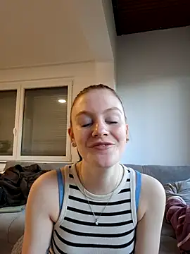 SweetAlice19 live sex cam