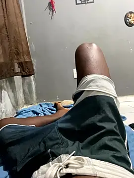 Negro_Wakanda_Boy live sex cam