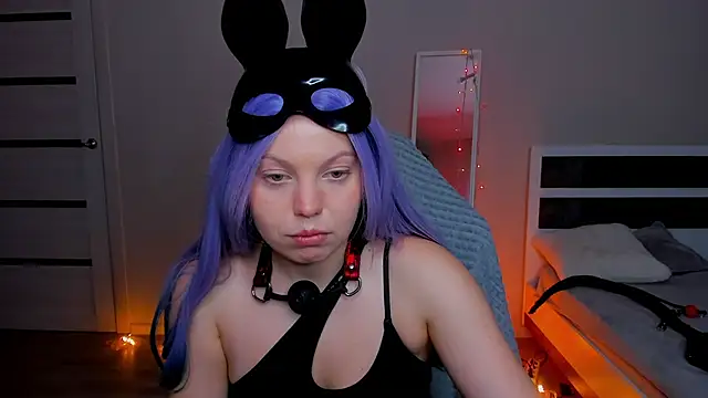 See_Lucy's cam snapshot