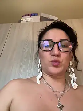 ZhenjaPoledance live sex cam