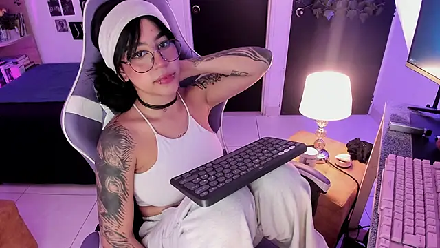 Liz_rogers_x's cam snapshot