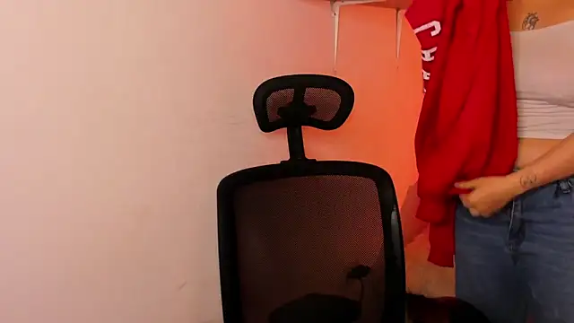 Emily_Lindey's cam snapshot