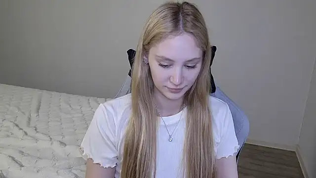 Layla001's cam snapshot