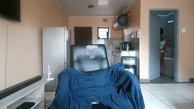 BusybooobsXXX3's cam snapshot