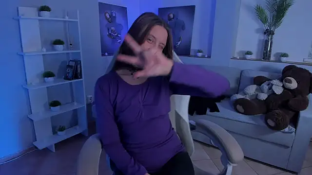 AlicePill's cam snapshot