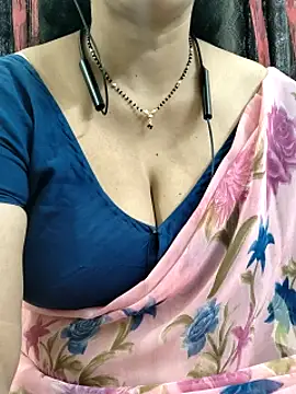 bhuvana_555's cam snapshot