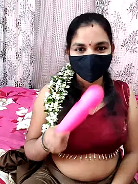 Lalitha-1995's cam snapshot