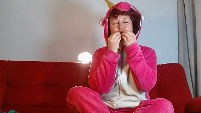 ulianova_pedraza's cam snapshot