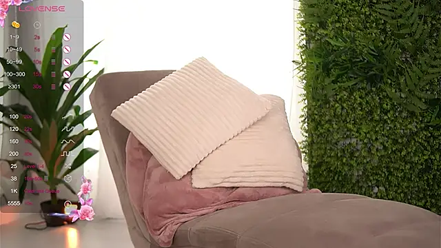 FreyaHeart's cam snapshot