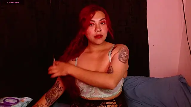 aria-dark's cam snapshot