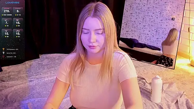 Lillie_Berry's cam snapshot