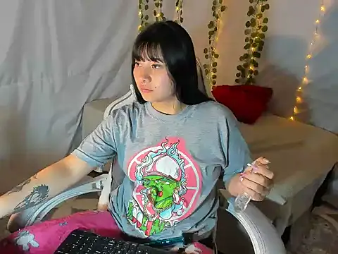 Zulema_R1's cam snapshot