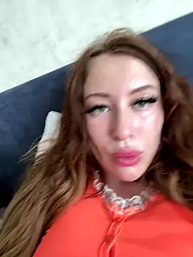 AndreaMood live sex cam