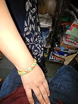 indianhotwife639's cam snapshot