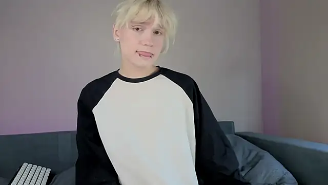 Gregory_Byyrd live sex cam