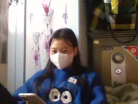 Mainay0033's cam snapshot