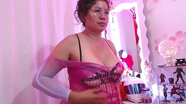 dainaflowers's cam snapshot