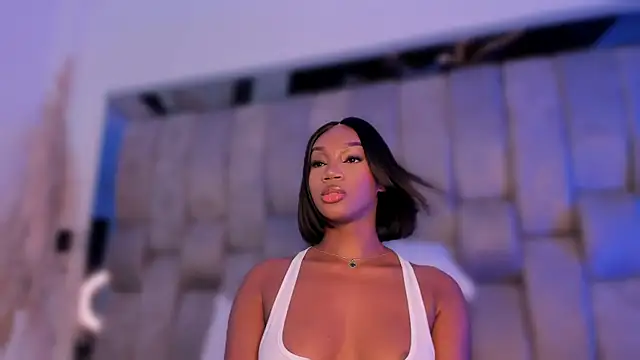 ChaynnaCooper's cam snapshot