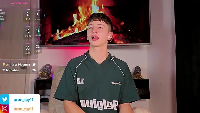 aronn_tay's cam snapshot