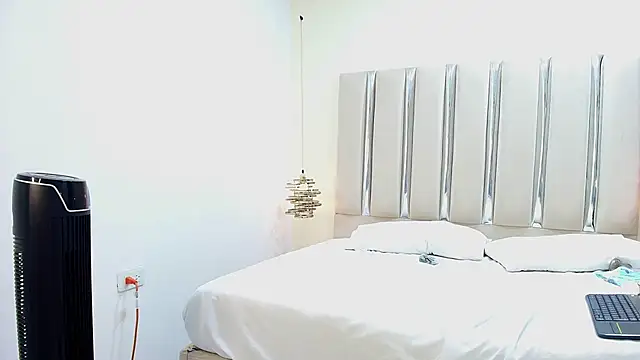 CamilaVoit's cam snapshot