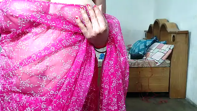 Cute_Mahi22's cam snapshot