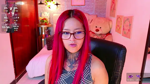 meghan_nill's cam snapshot