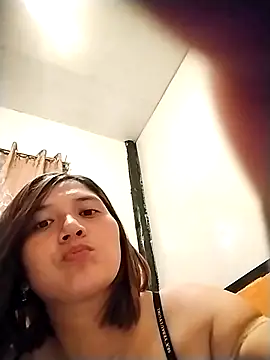 Ms_America16's web cam