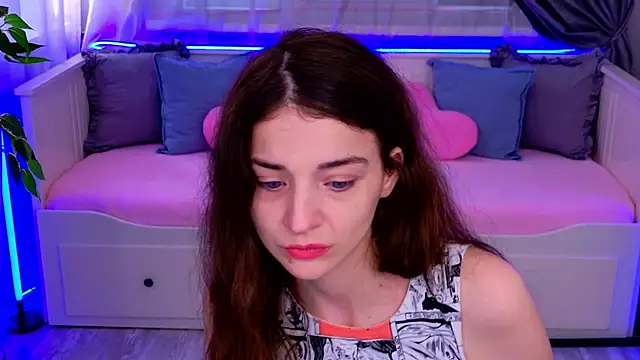 NikkaBush's cam snapshot