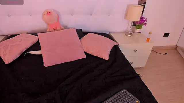 sweetabbey's cam snapshot