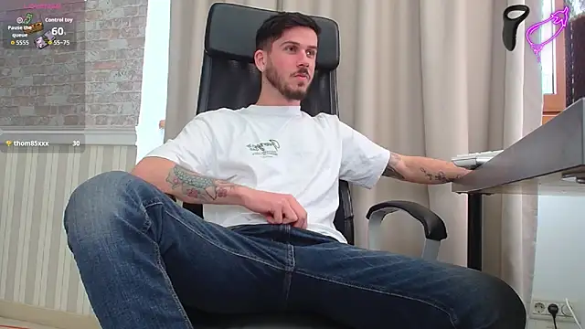 JonahShaw live sex cam