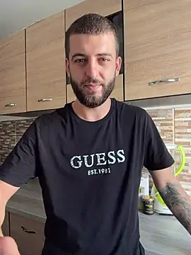 Pablo_Hornyguy95's cam snapshot