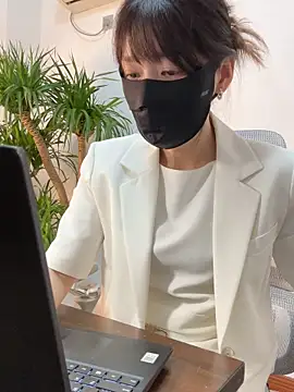 Lilith_rose66 live sex cam