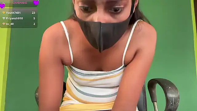 classy_kritii's cam snapshot