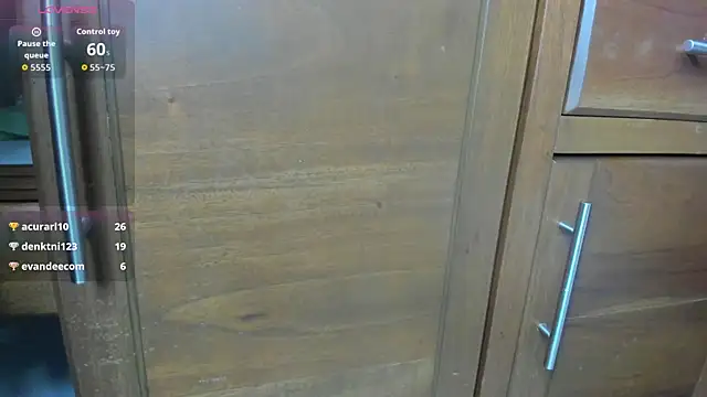 MilfBrenda's cam snapshot