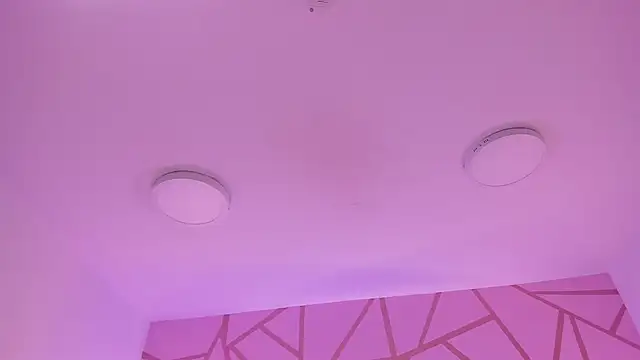 Sophie_Russell_'s cam snapshot