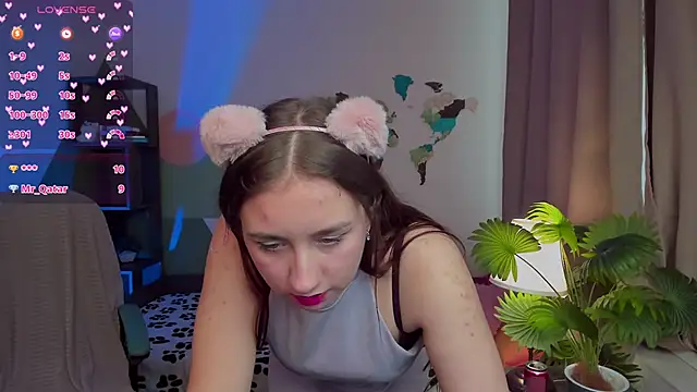 Esther_Bright's cam snapshot