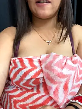 Diya_Chopra's cam snapshot