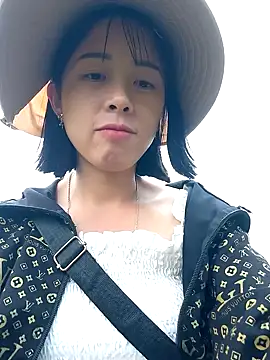 Lukyclover's cam snapshot