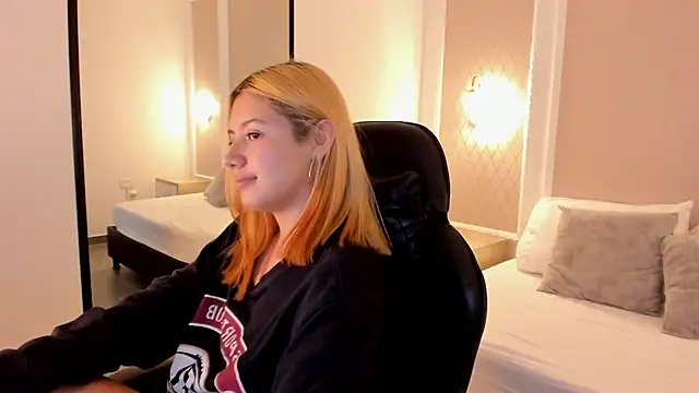 daniand_'s cam snapshot