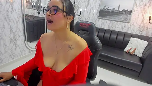 AlexandraMilff's cam snapshot