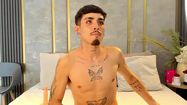 NikoStone_'s cam snapshot