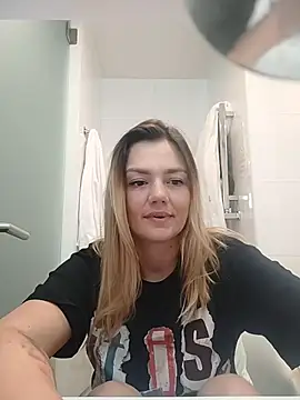 KrissSexi's cam snapshot