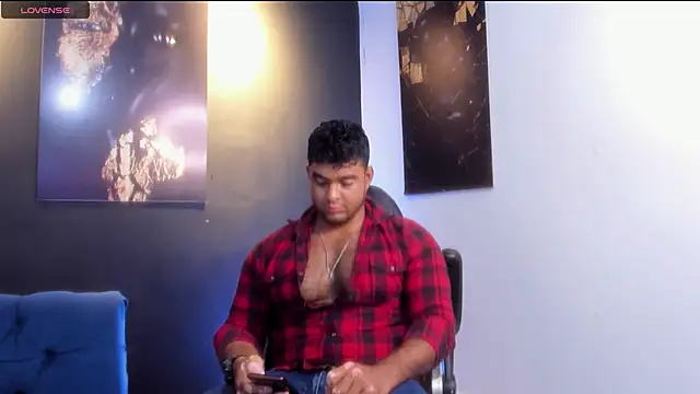 Big_furry_bear13 live sex cam