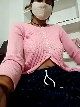 CUTE_CPL_001's cam snapshot