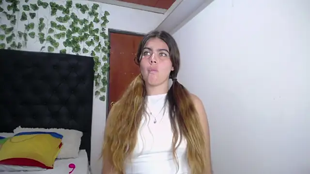 isabel_09's cam snapshot