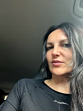 -OLYA-'s cam snapshot